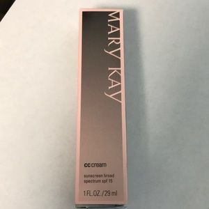 New item MARY KAY CC CREAM SUN SCREEN